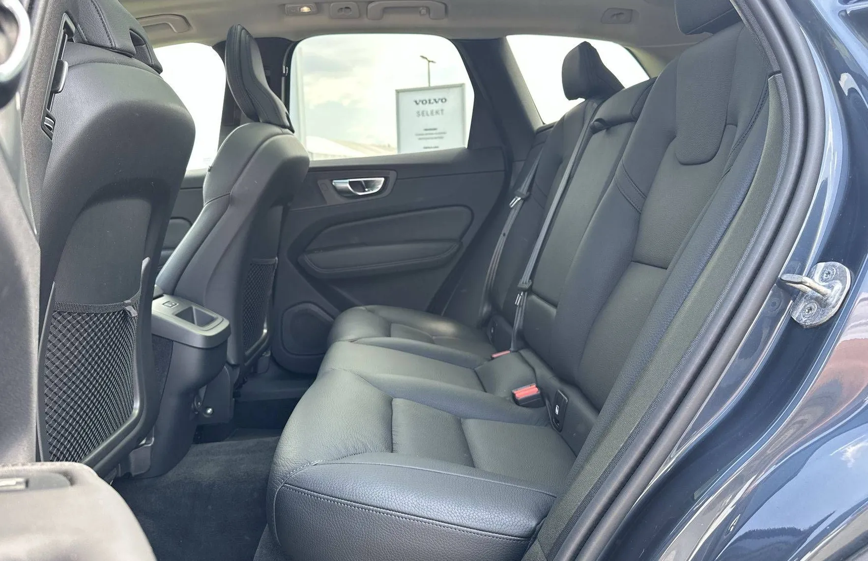 Zunanja slika - Volvo XC60 - B5 P AWD Plus Dark Avt. - 11