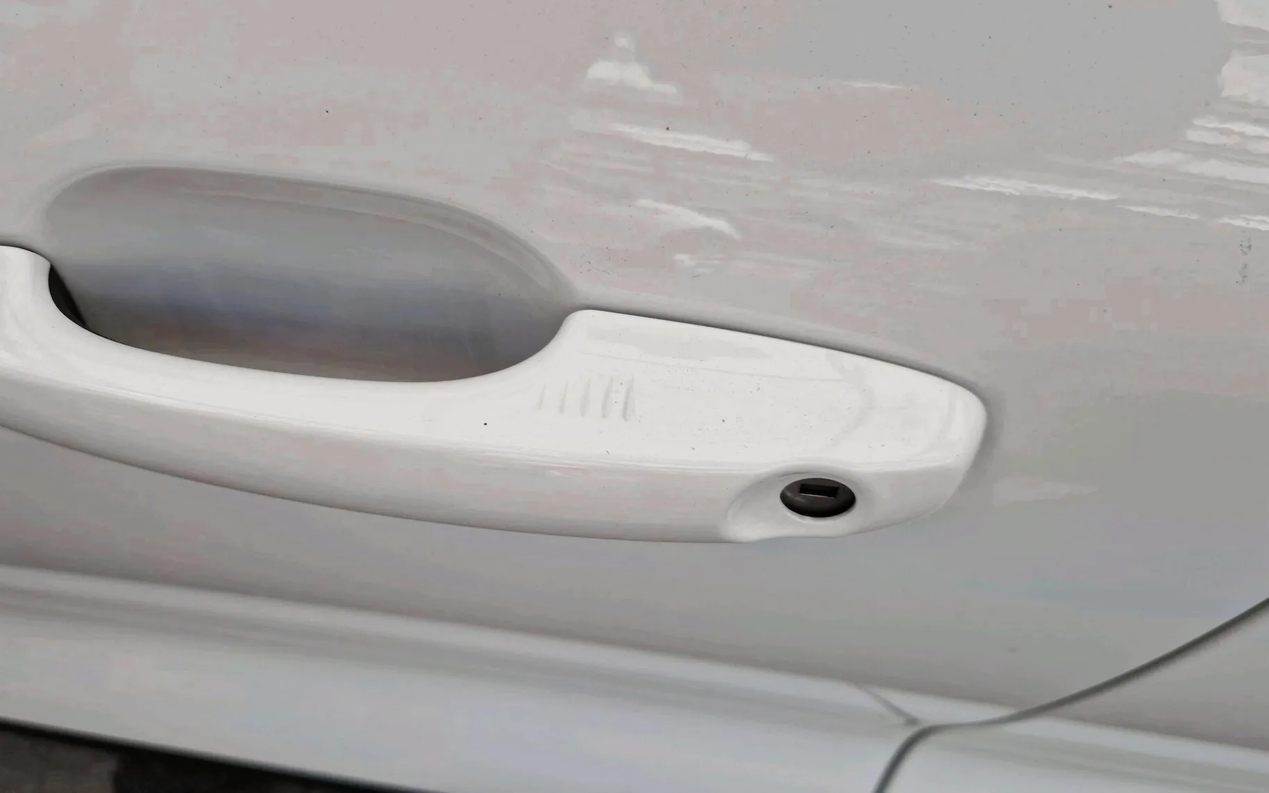 Zunanja slika - Ford Kuga - 2.5 Duratec FHEV Titanium CVT-SLO-LED-NAVI-KAMERA - 14