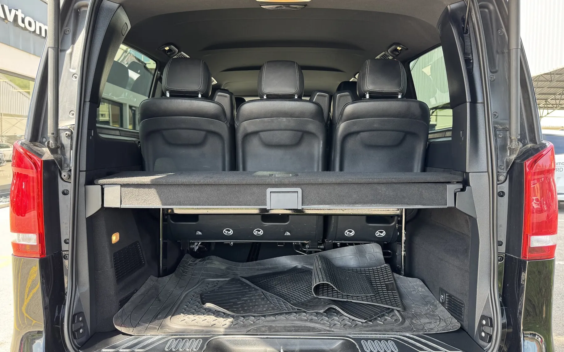 Zunanja slika - Mercedes-Benz V-Razred - V 250d L AVANTGARDE AVT 8 SED.ELEKTRIČ.DRSNA VRATA - 10