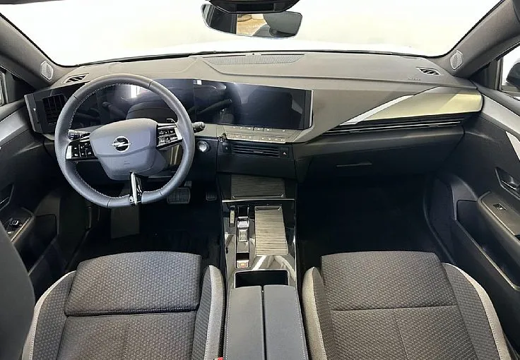 Zunanja slika - Opel Astra - 1.2 Turbo Edition Avt. 130KM - 3