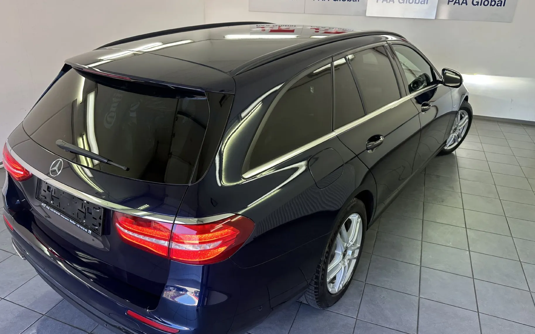 Zunanja slika - Mercedes-Benz E-Razred - AMG Line Avt. 220 AMG 4Matic.NEMŠKI.KAMERA.DIZEL - 8