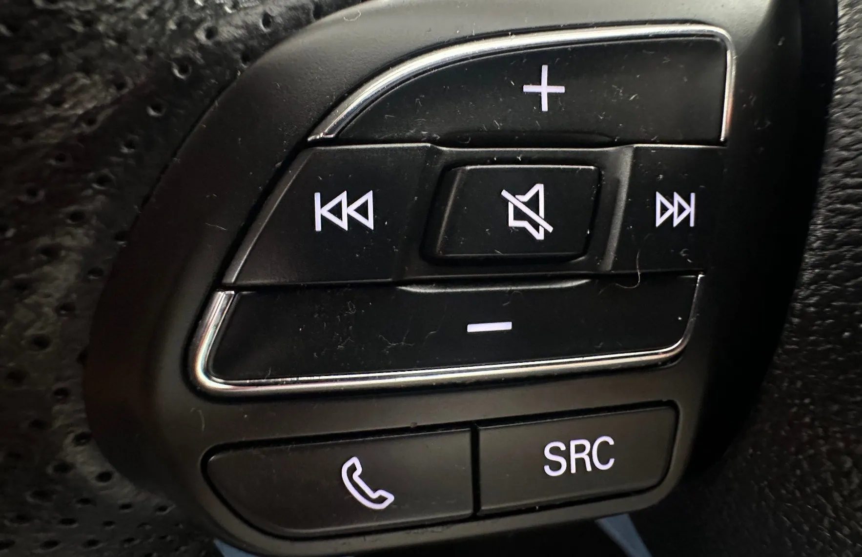 Zunanja slika - MG MG5 - Luxury 5d 130kW.NEMŠKI+4GUME.KAMERA.LED.NAVI.USNJE - 3