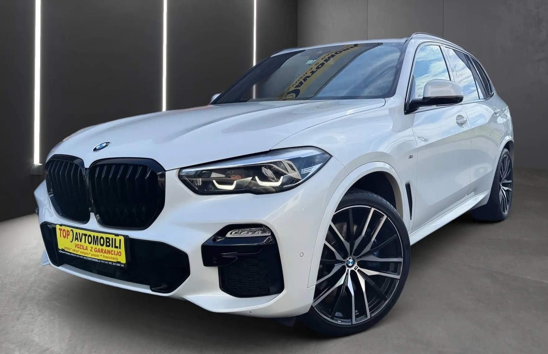Zunanja slika - BMW X5 - serija : xDrive30d M SPORT PAKET KAMERA 360 RADAR - 1