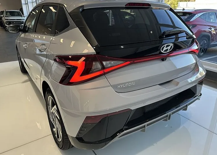 Zunanja slika - Hyundai i20 - 1.0 T-GDI 90 STYLE   WINTER-RADAR-rg - 2