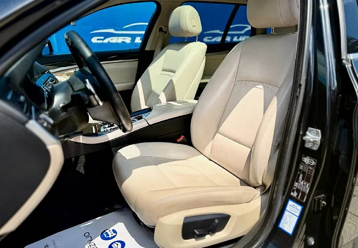 Zunanja slika - BMW Serija 5 - Touring: 520d Touring Automatik | PANO | NAVI | PDC | 20 - 7