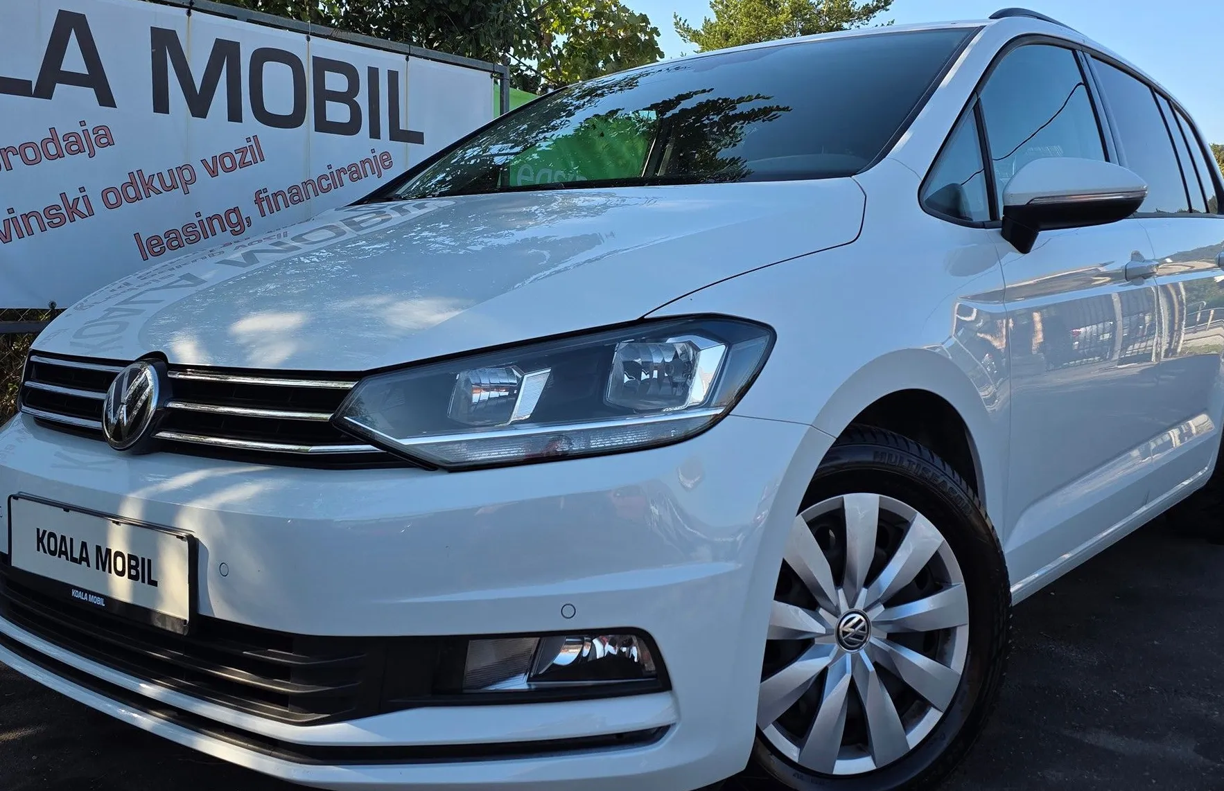 Zunanja slika - Volkswagen Touran - 2.0 TDI BMT HIGHLINE ZASLON-KLIMA-SLOVENSKI-1.LAST - 1