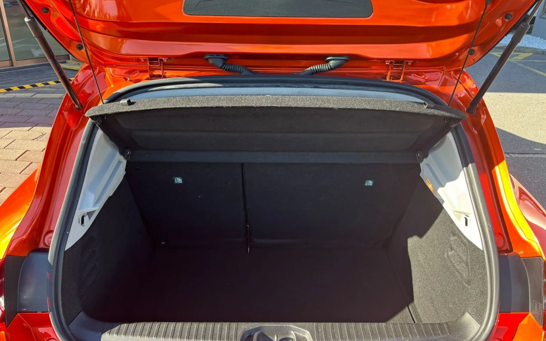 Zunanja slika - Renault Clio - Limited TCe 90 TEMPOMAT-PDC-KEYLESS - 6