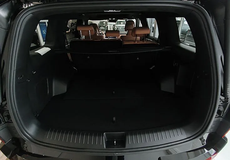 Zunanja slika - Hyundai Santa Fe - 1.6 T-GDI HEV Impression 4WD AUTO - 11