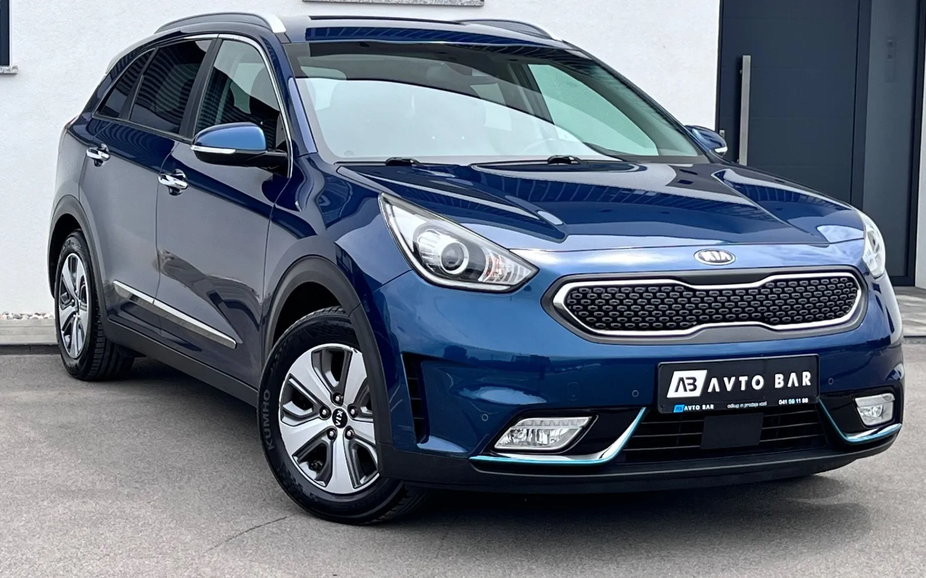 Zunanja slika - KIA Niro - 1.6 PHEV+1.LAST+SLO+KAMERA+MRTVI KOT+JBL+KLJUKA - 3