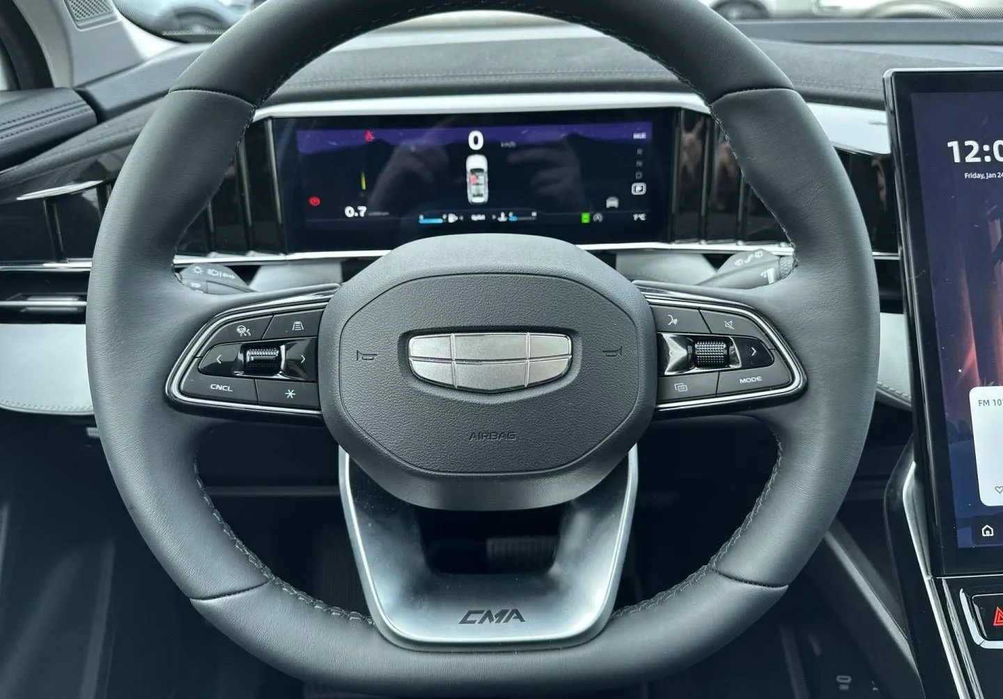 Notranja slika - Geely StarRay - 1.5 TD 7DCT GK - 13