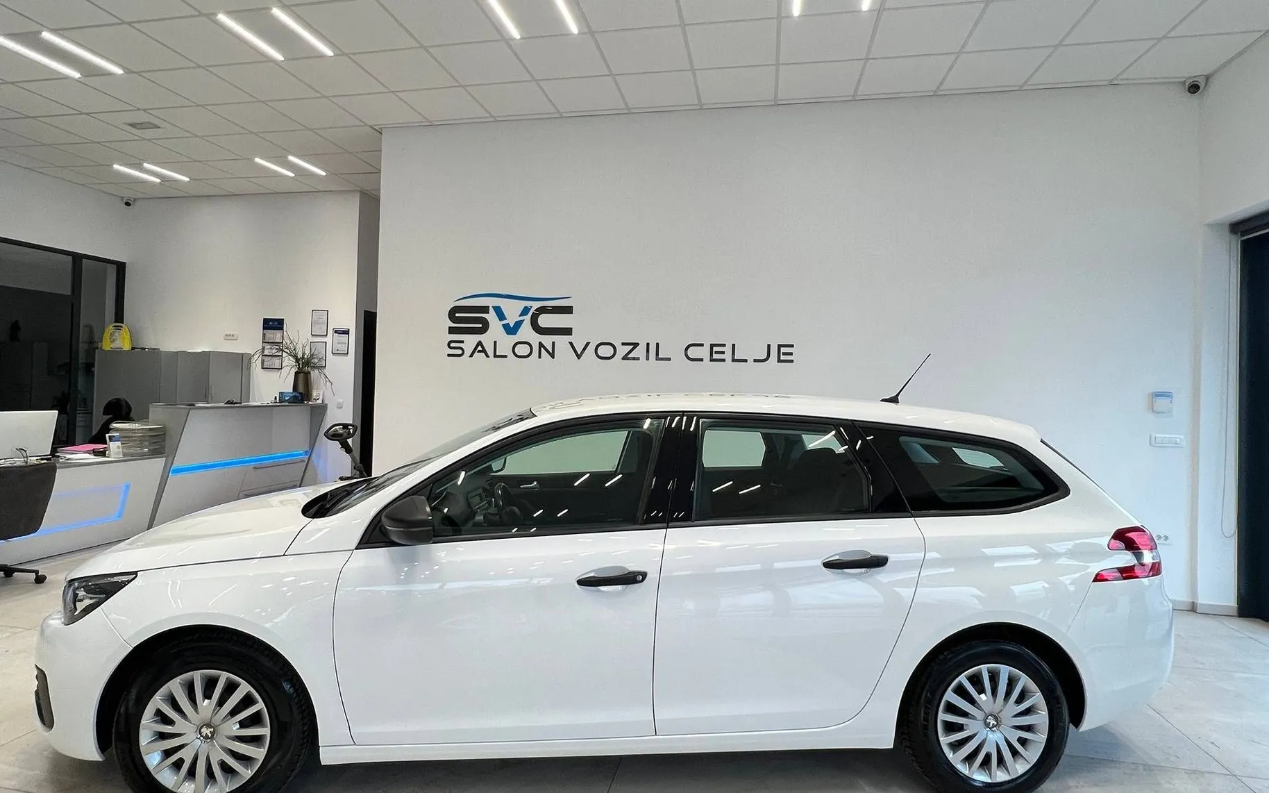 Zunanja slika - Peugeot 308 - 1.5 HDI-TEMP-LED-1.LAST-KREDIT-BREZ-POLOGA... - 8