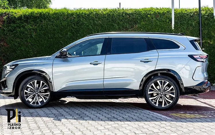 Zunanja slika - Renault Espace - iconic E-Tech hybrid 200 + ZIMSKE GUME + VINJETA - 16