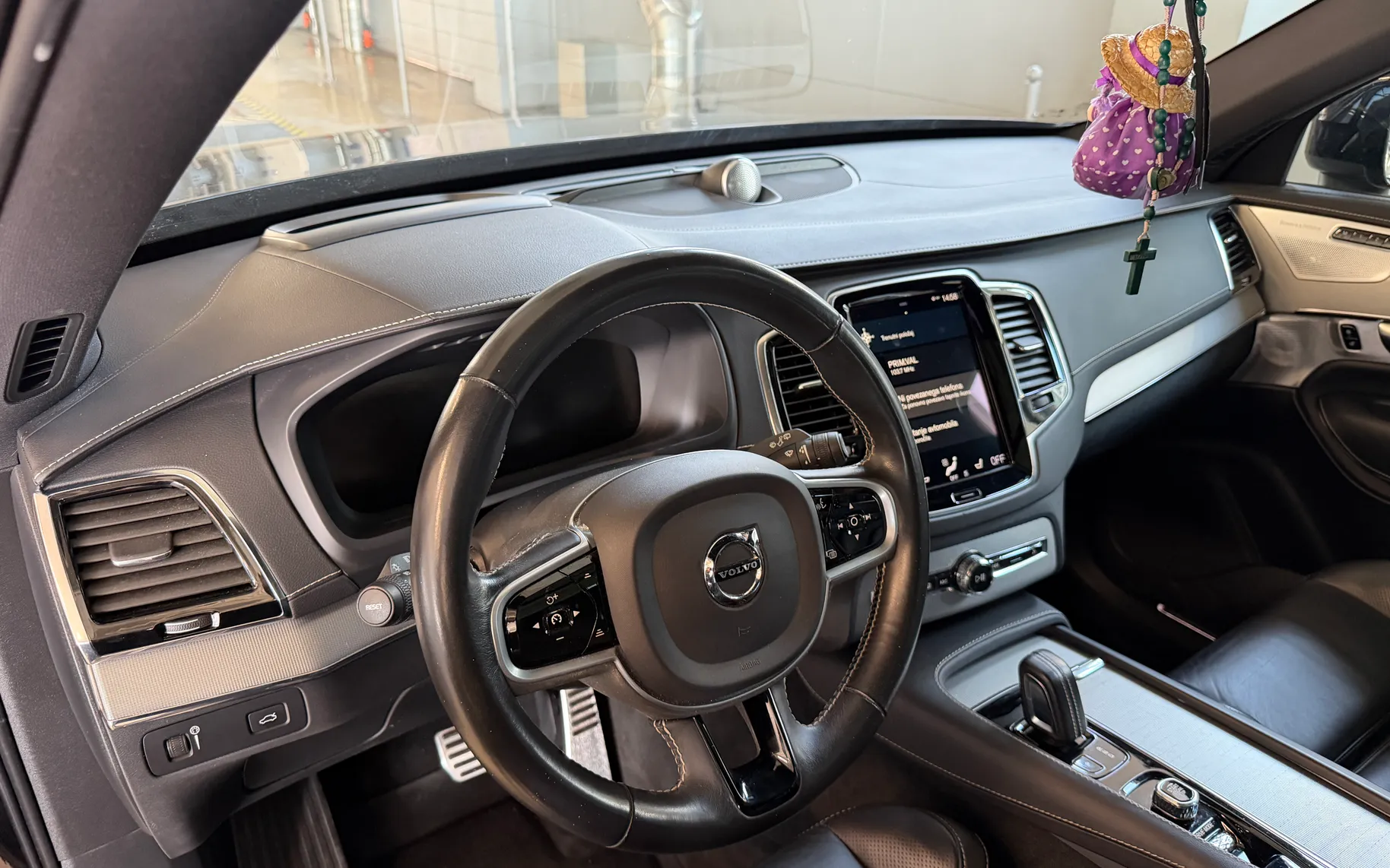 Notranja slika - Volvo XC90 - XC90 - 12
