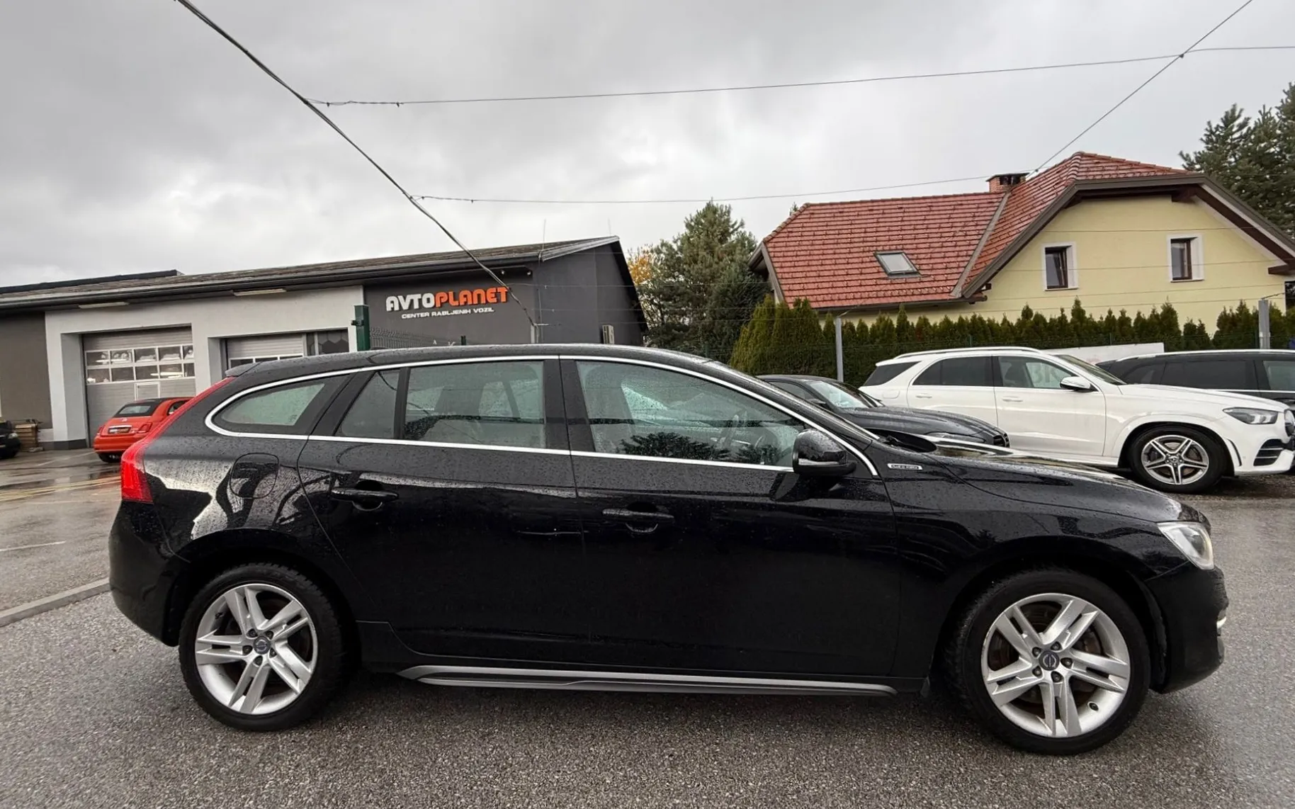 Zunanja slika - Volvo V60 - 2.4 D6 TwinEngine AWD HYBRID POLSTAR AUT. XENON - 5