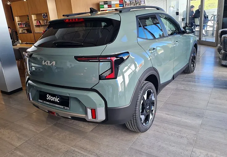 Zunanja slika - KIA Stonic - 1.0 T-GDi 73.6 kW  100 KM  EX Pulse DCT - 5