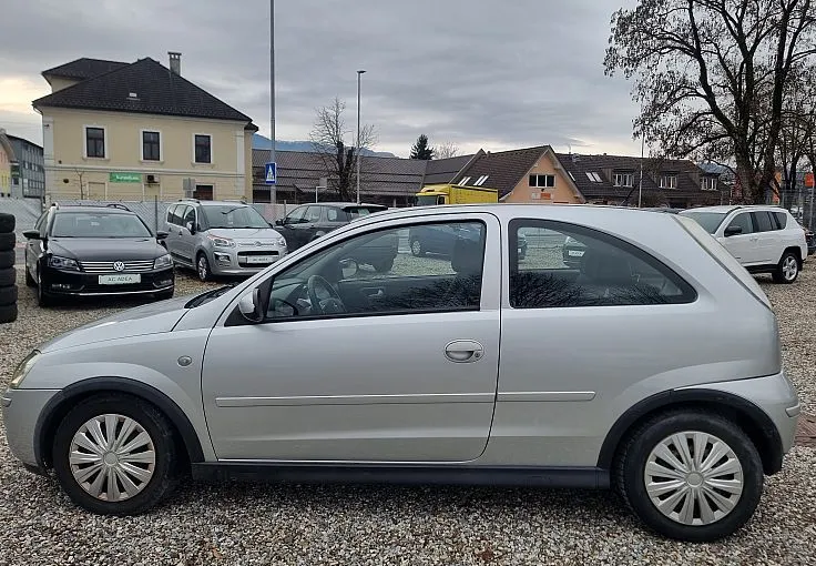 Zunanja slika - Opel Corsa - 1.2 16V - SLOVENSKO POREKLO - BREZ POLOGA - 2