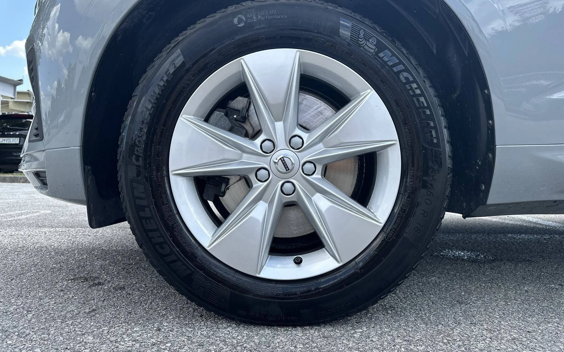 Notranja slika - Volvo XC60 - B4D AWD Core Avt. - 9