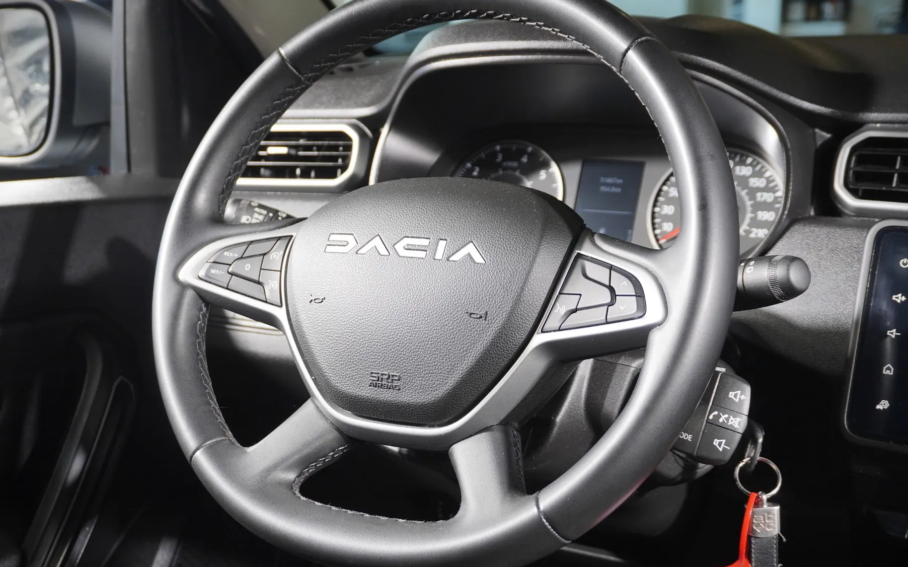 Zunanja slika - Dacia Duster - 1.5 Blue dCi 115 4x4 + SLOVENSKI + TOP - 10