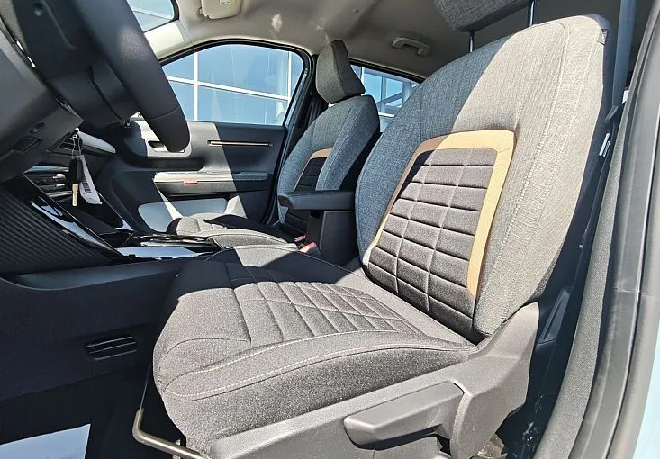 Zunanja slika - Citroën C3 Aircross - PLUS ëLectric 113 KM - baterija 54 kWh - 5