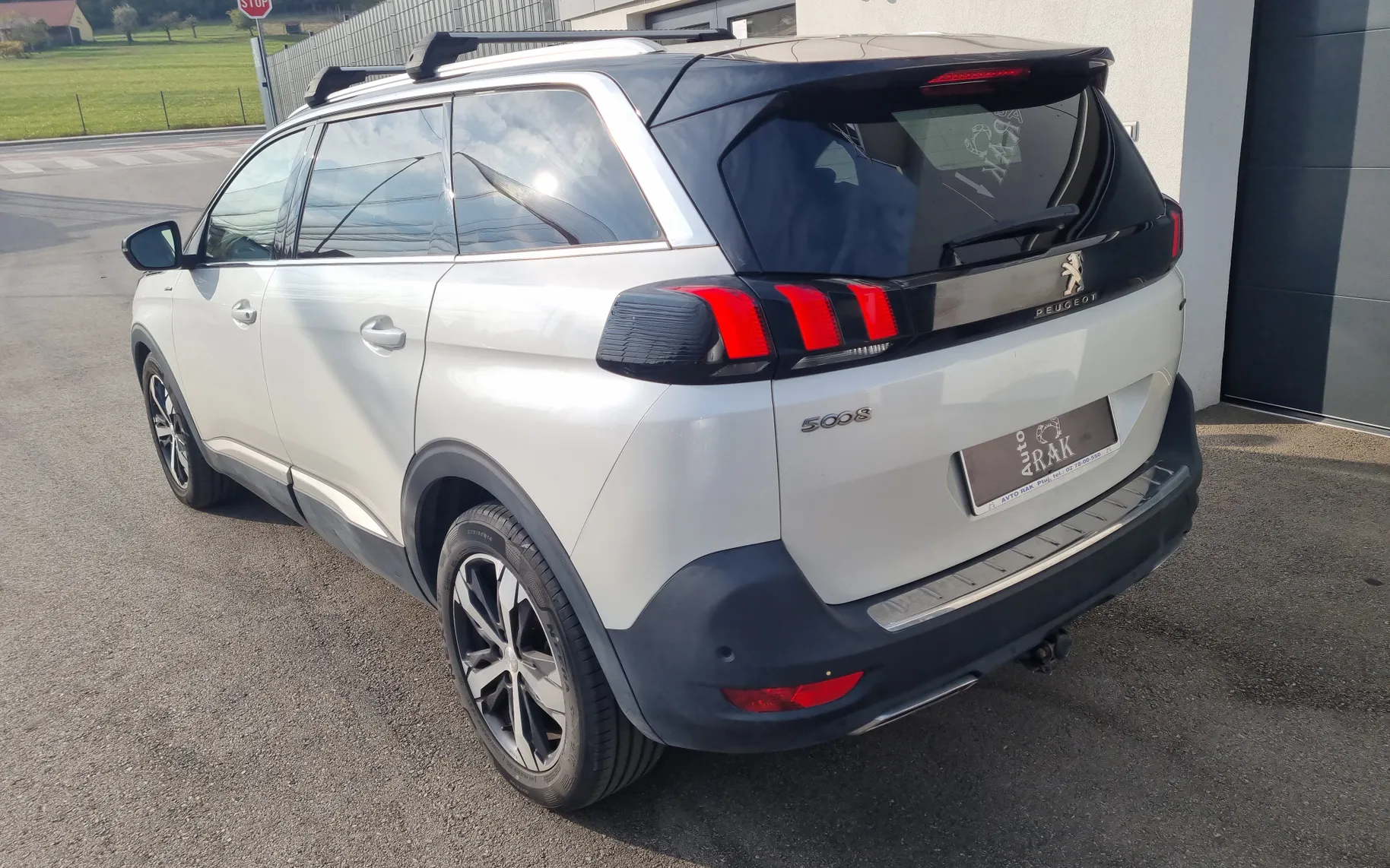Zunanja slika - Peugeot 5008 - 2.0 HDI  GT Line Avt. 1.LASTNIK,SERVISNA - 5