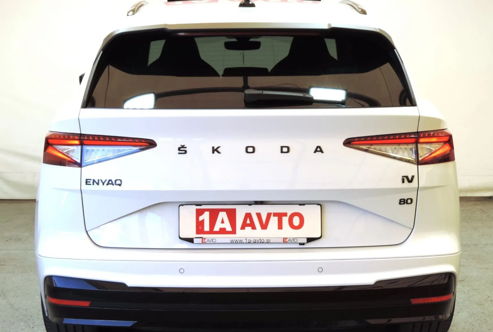 Zunanja slika - Škoda Enyaq - IV 80 Sport Line PANORAMA-ALCANTARA-KAMERA - 6