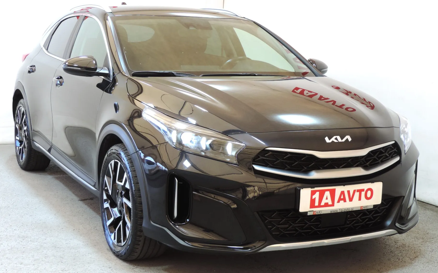 Zunanja slika - KIA XCeed - 1,6 CRDi MHEV LX Joy ISG DCT - 3