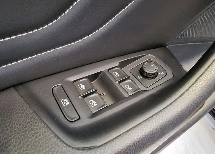 Zunanja slika - VW Passat - Variant 2.0 TDI BMT SCR|4MOTION|R-LINE|KAMERA|LED|VIRTUAL| - 12