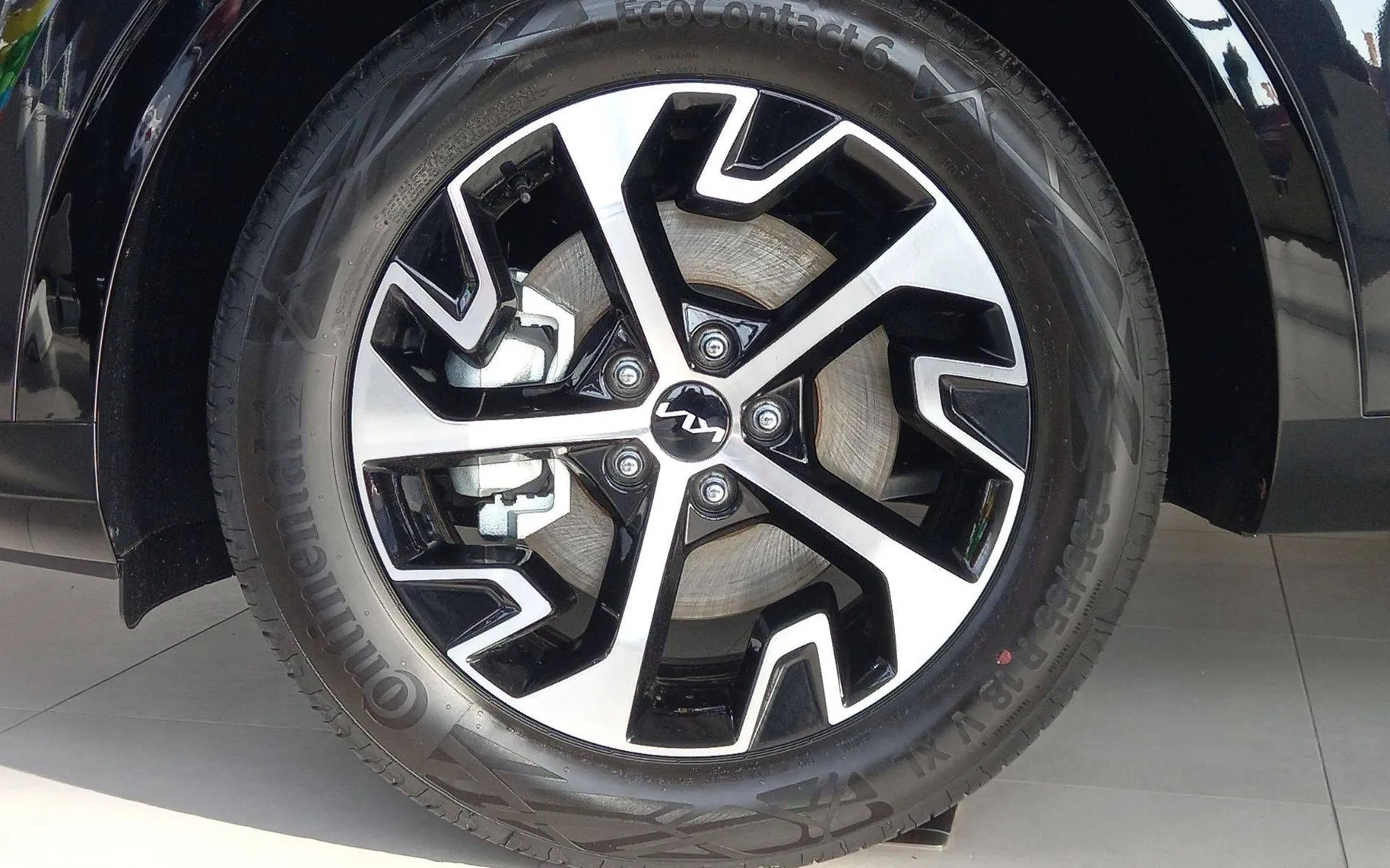 Notranja slika - KIA Sportage - 1.6 T-GDi 110kW EX Style 7-DCT - 33