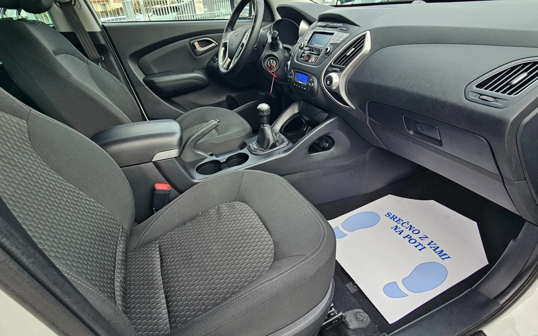 Zunanja slika - Hyundai ix35 - 2,0 Life - 7