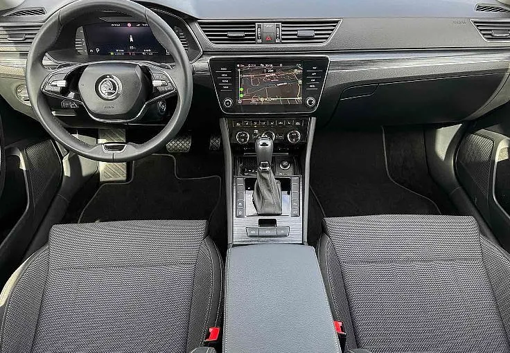 Zunanja slika - Škoda Superb - 2.0 TDI 150ks °AUTOMATIC°FULL LED°VIRTUAL°ALU 17 - 9
