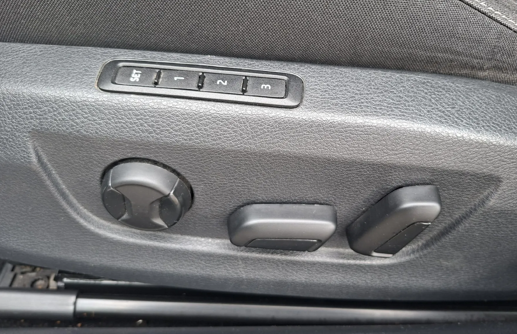 Zunanja slika - Škoda Superb - 2.0 TDI Style Combi  110 kW - 16