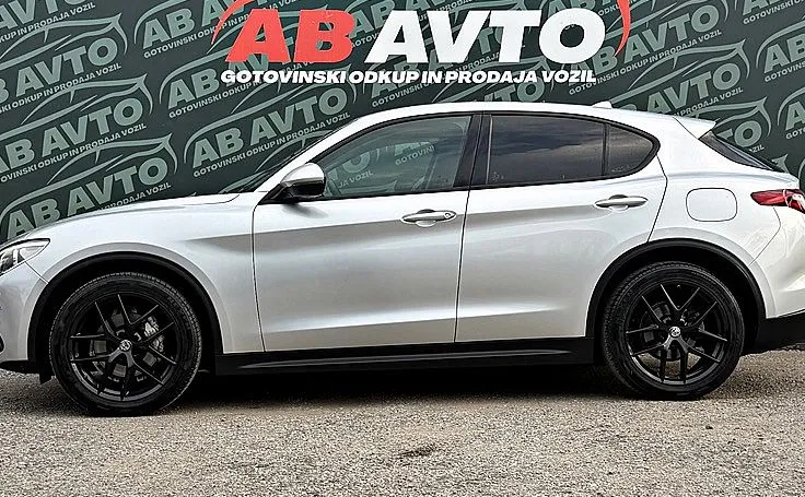 Zunanja slika - Alfa Romeo Stelvio - 2.2 Diesel 190 Super Avt. XENON+NAVI+KAMERA360+SLO - 8