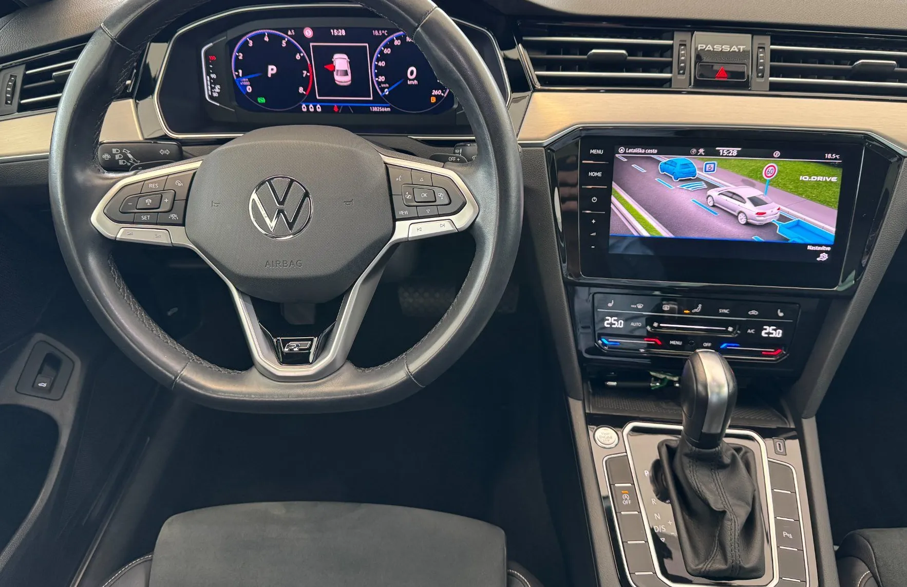 Zunanja slika - Volkswagen Passat - R-Line 1.5 TSI DSG PANORAMA-VIRTUAL-MATRIX - 8