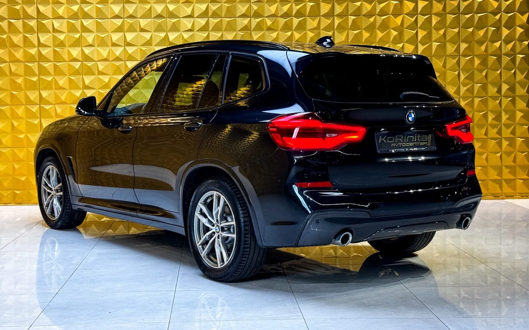 Notranja slika - BMW serija X3: - xDrive20d AUT. M Sport-GRETJE-F1-PDC-NAVI - 9