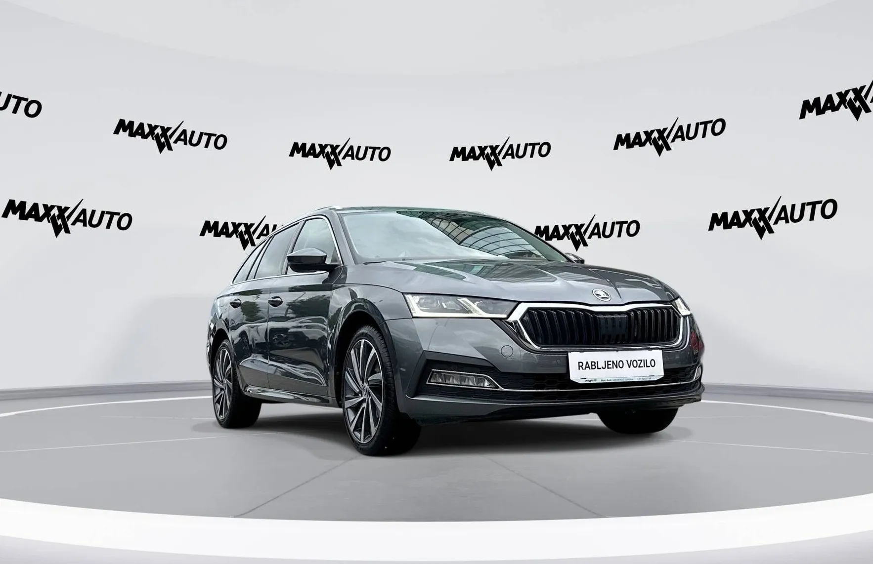 Zunanja slika - Škoda Octavia - Combi 2.0 TDI Style DSG - 3