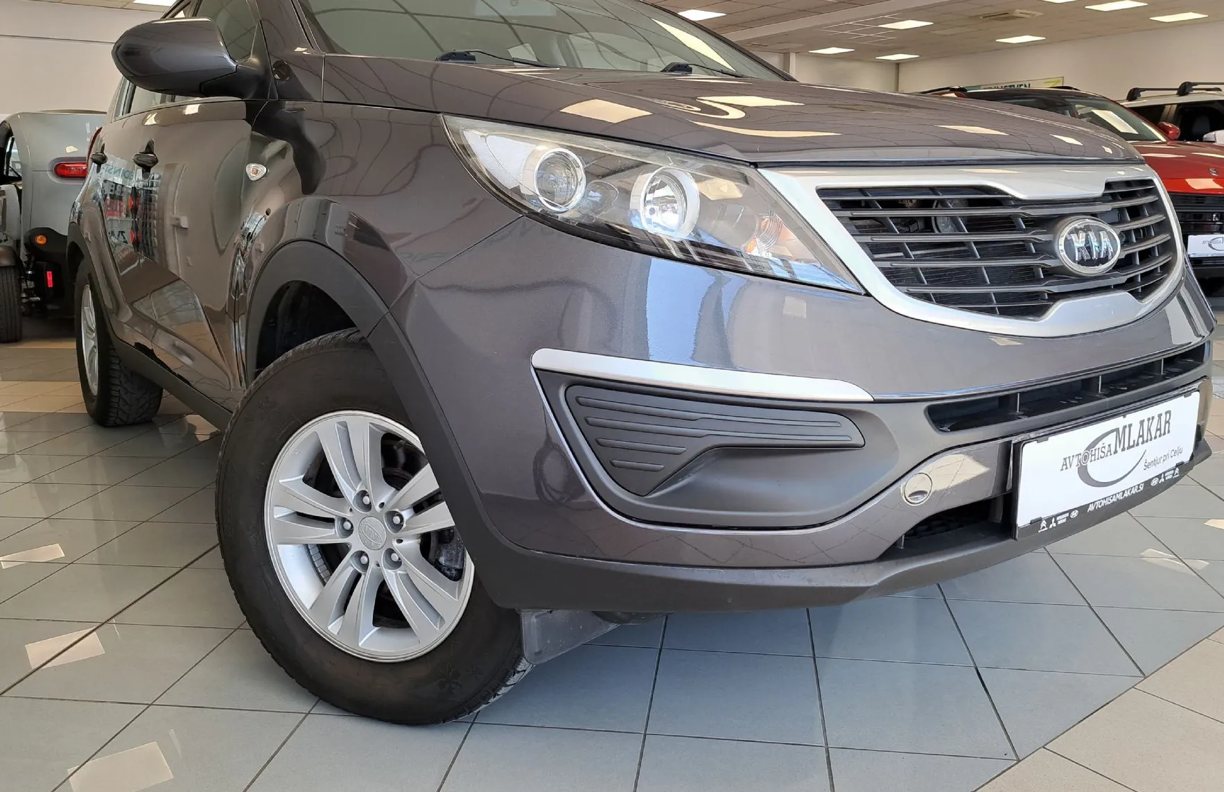 Zunanja slika - KIA Sportage - 2.0 bencinski 120kW Urban-HITRI KREDIT-ODLIČEN- - 1