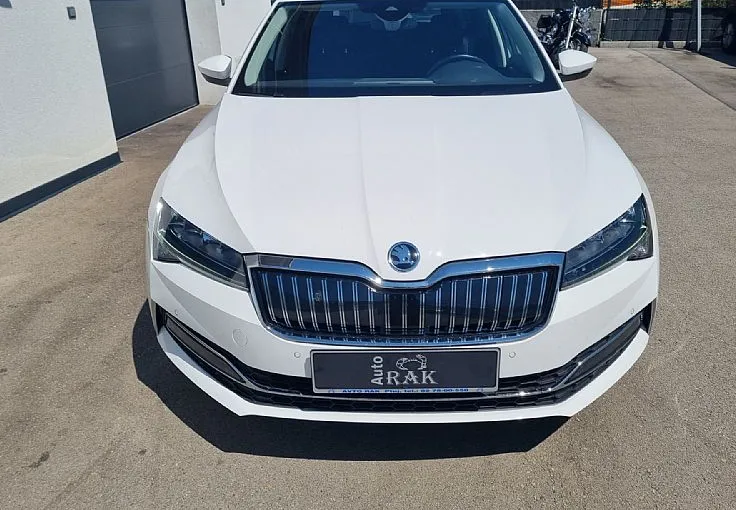 Zunanja slika - Škoda Superb - Combi iV 1.4 TSI Ambition DSG - 3