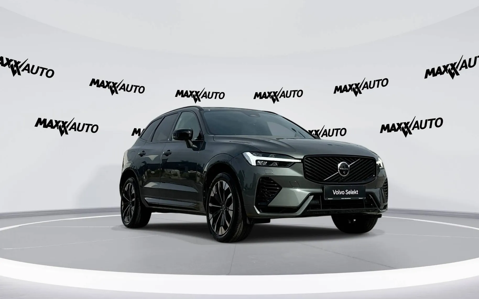 Zunanja slika - Volvo XC60 - T6 AWD Recharge Twin Engine Plus Dark Avt. - 3