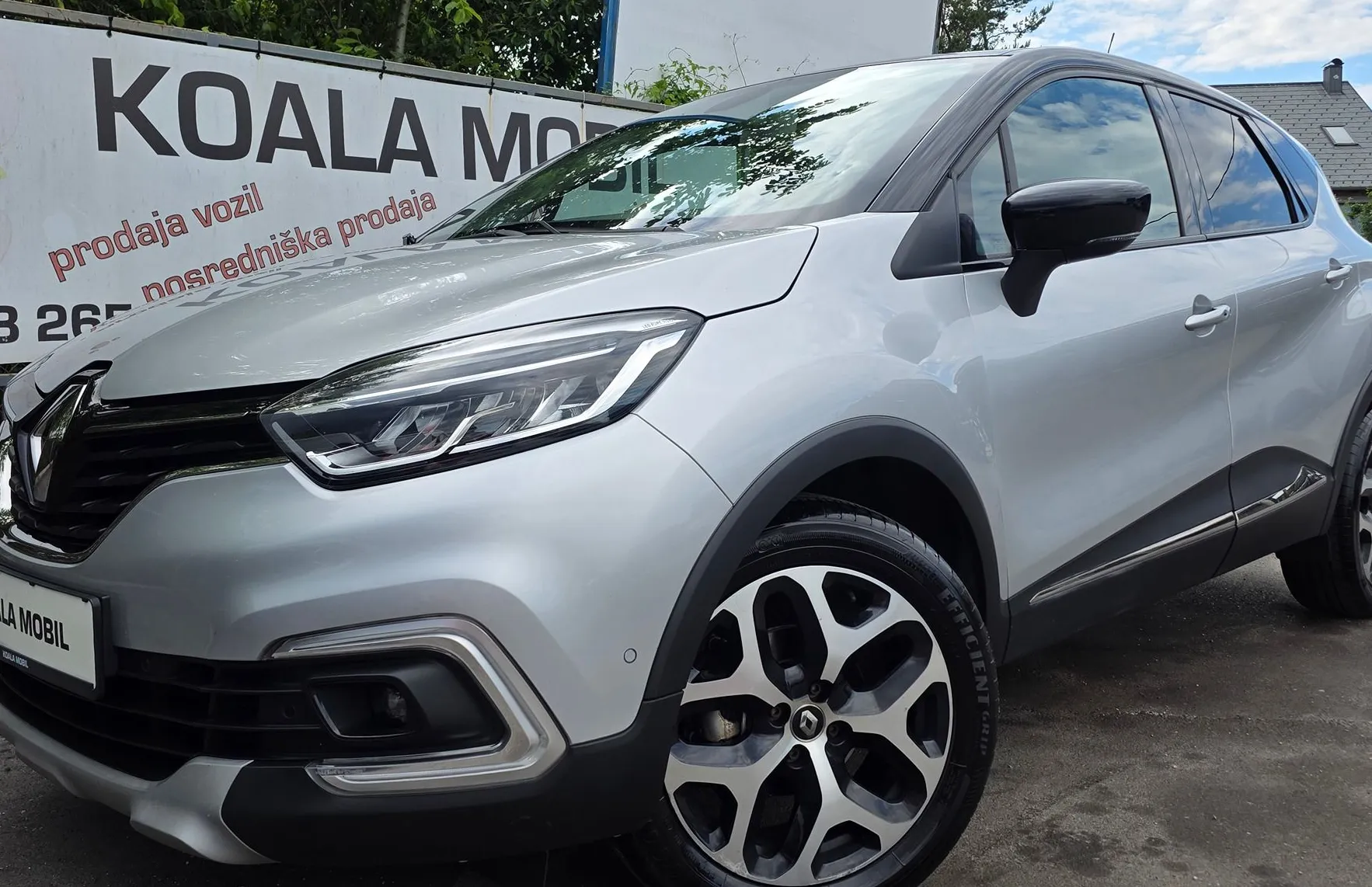 Zunanja slika - Renault Captur - TCe 90 INTENS LED-KAMERA-ALU PLATIŠČA-1.LASTNIK - 19