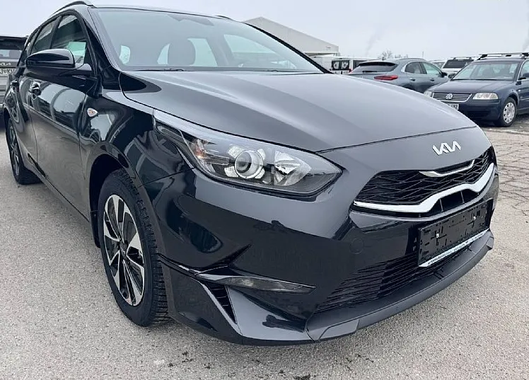 Zunanja slika - KIA Ceed - SW 1.5 T-GDi LX Champion+ ISG. M T 103 kW - 2