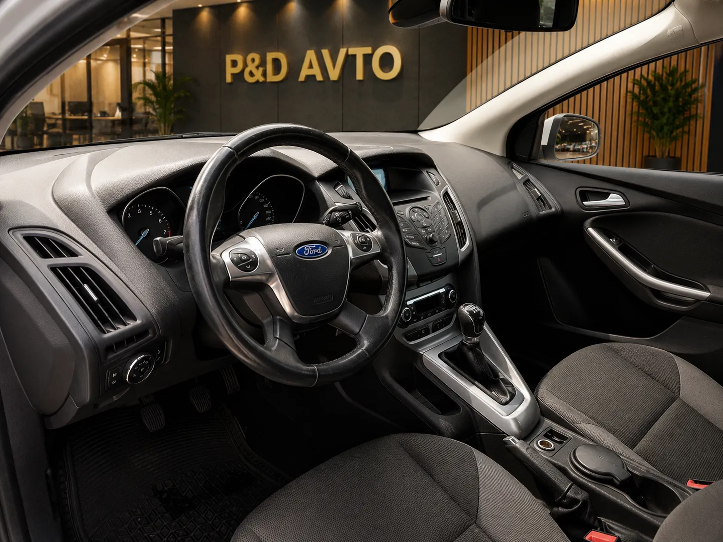 Zunanja slika - Ford Focus - 1,0 EcoBoost Trend - 8