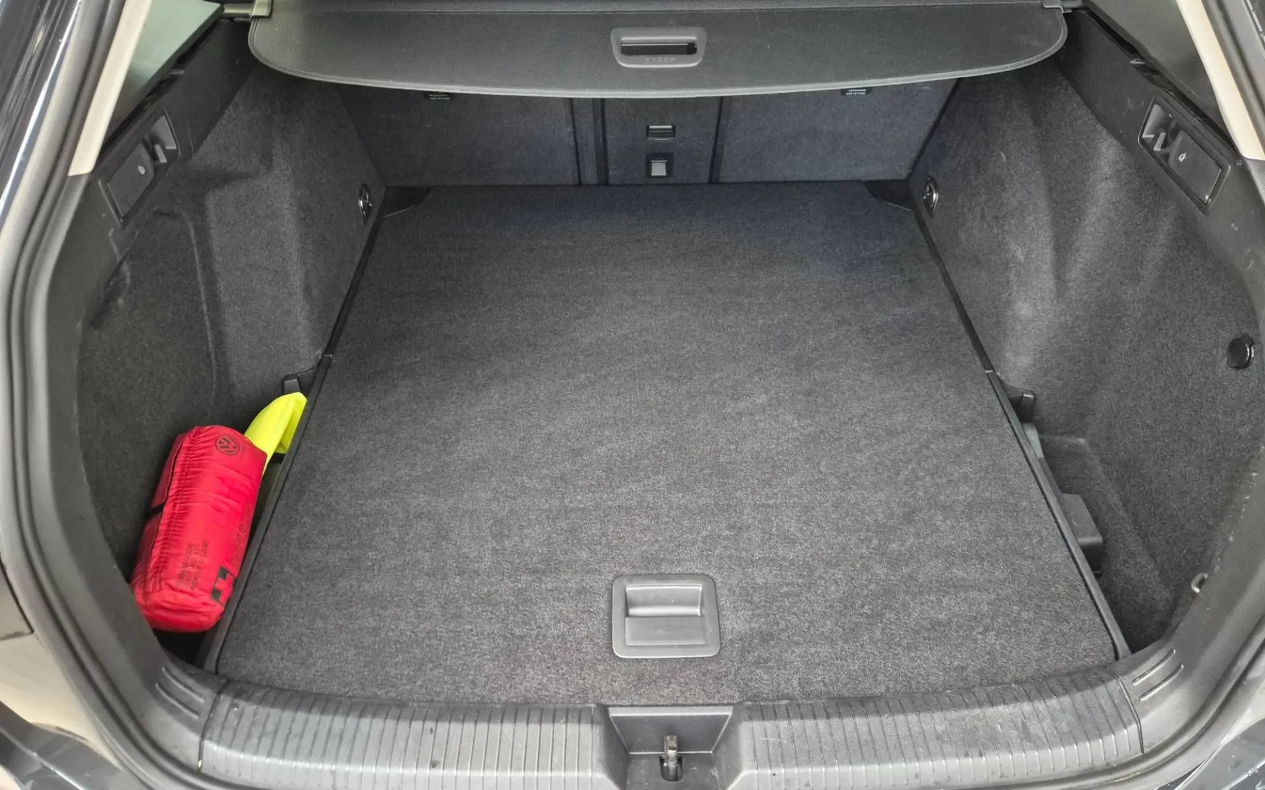 Notranja slika - Volkswagen Golf Variant - 2.0 TDI avt. Life 85  115  IQ- light - 10