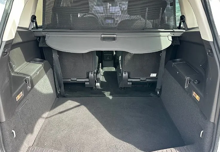 Zunanja slika - Ford Grand C-Max - 1.5 TDCi°°1.Lastnik°°Opravljen servis - 10