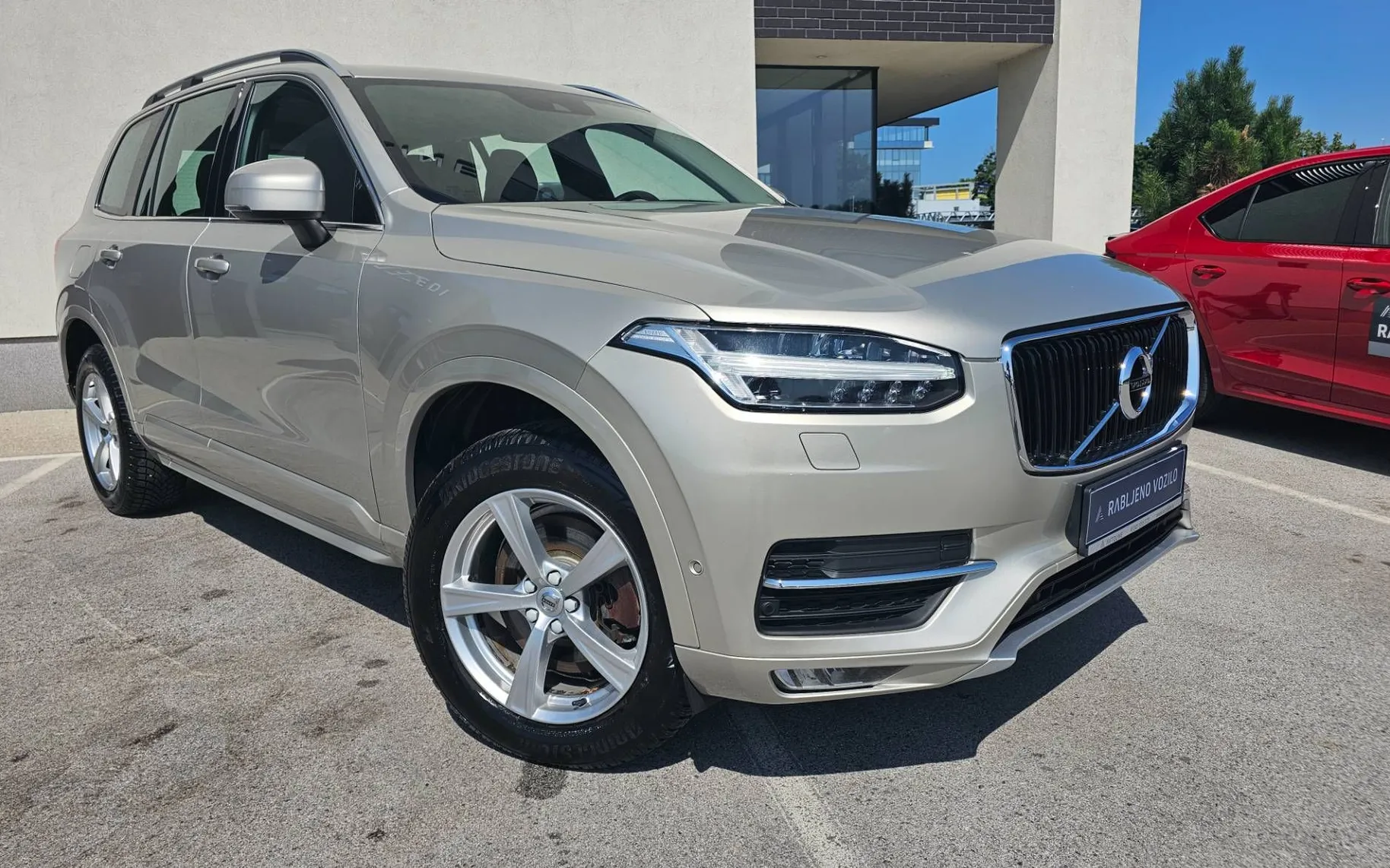 Zunanja slika - Volvo XC90 - D5 AWD MOMENTUM BLIS ACC LED KAM NAVI... - 4