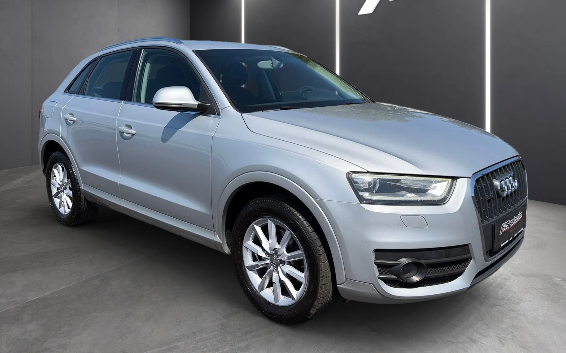 Zunanja slika - Audi Q3 - quattro 2.0 TDI-SLO-1.Lastnik-Bixsenon-PDC-Tempoma - 2