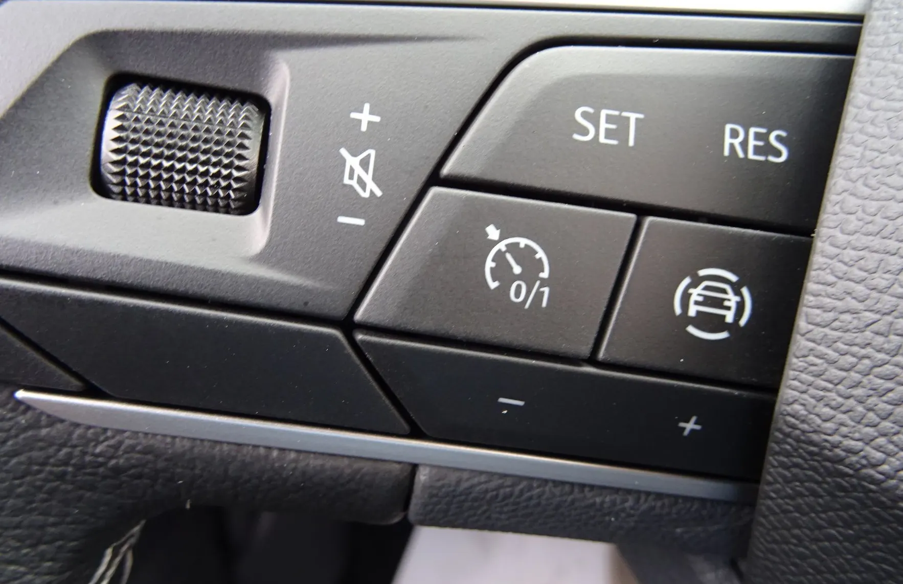 Zunanja slika - Seat Arona - 1.0 TSI 116KM STYLE EDITION - KAMERA - - 17