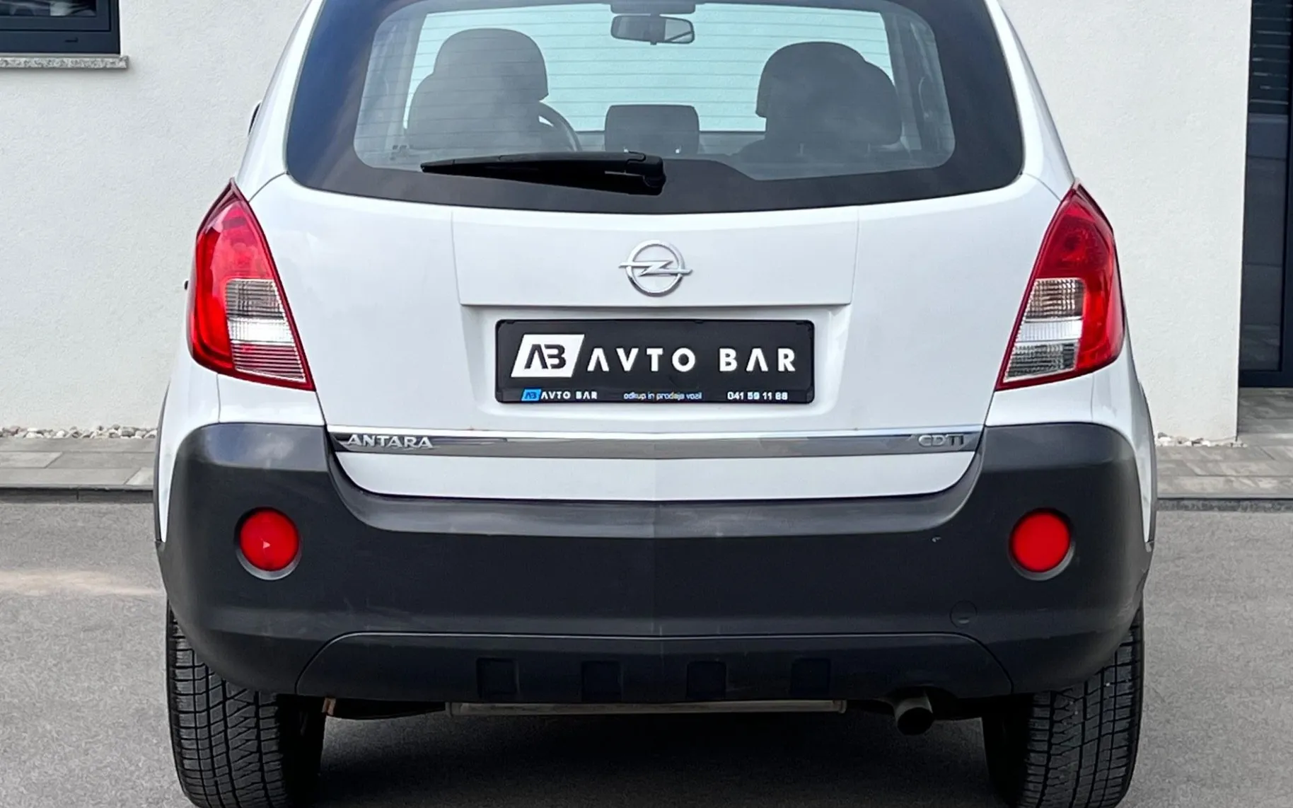 Notranja slika - Opel Antara - 2.2 CDTI+ALU+SAMO 107.208 km PREVOŽENIH - 7