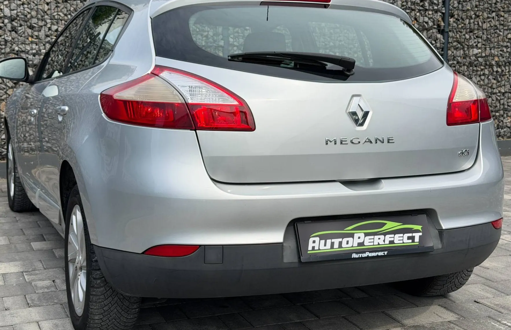 Zunanja slika - Renault Mégane - Megane Berline 1.5 dCi |SLO|2 CON. KLIM.| - 4