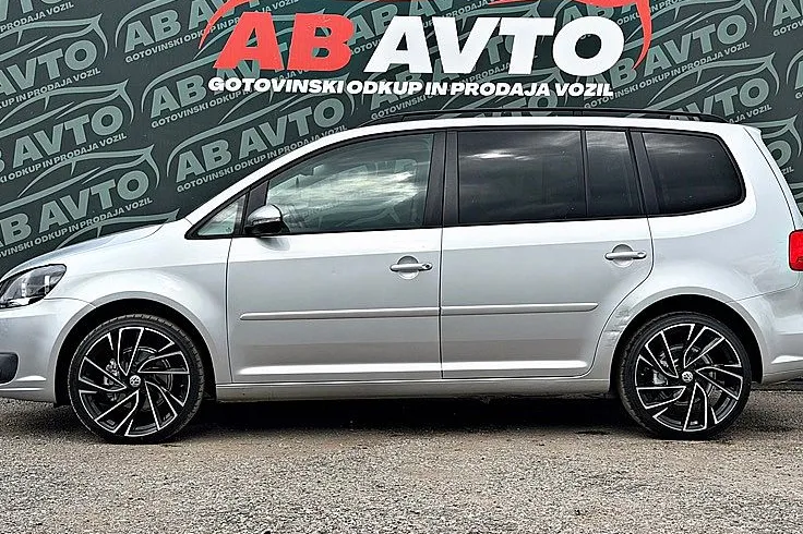 Zunanja slika - VW Touran - 1.6 TDI BMotion DSG Highline 77kW+7SEDEŽEV+ALU+TOP - 8