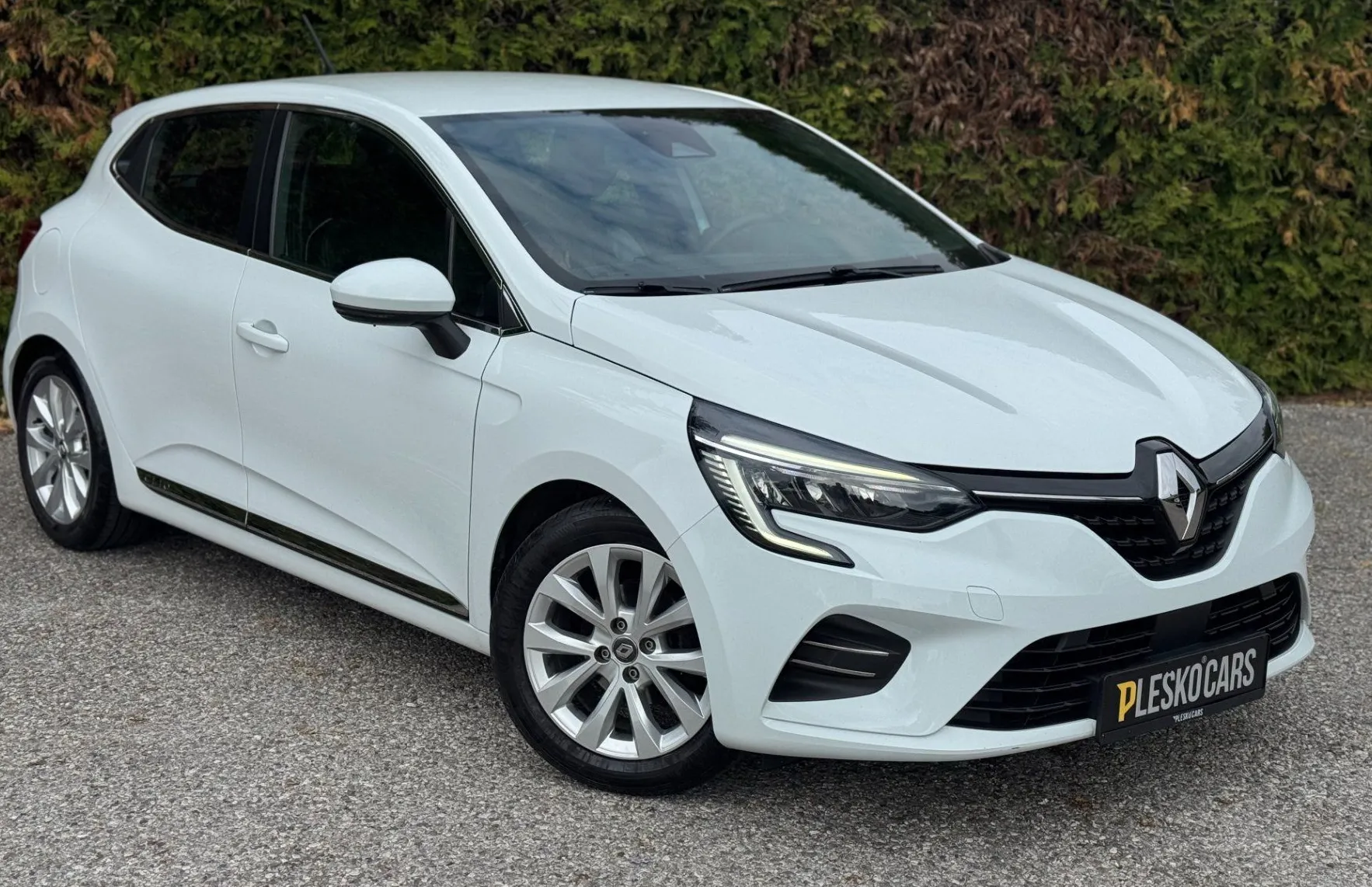 Zunanja slika - Renault Clio - TCe 90 Intens - vlečna kljuka - 3
